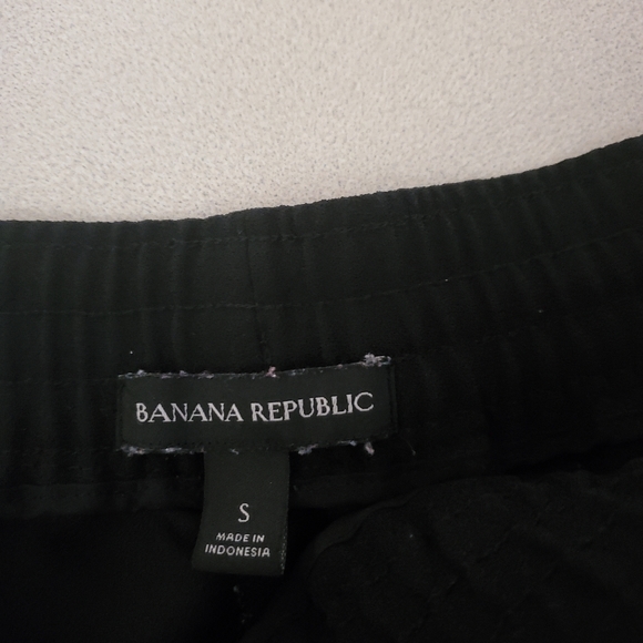 Shorts - Picture 3 of 3